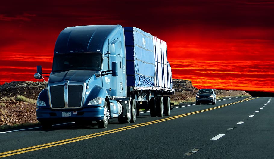 How to Get Commercial Semi-Truck Insurance Online